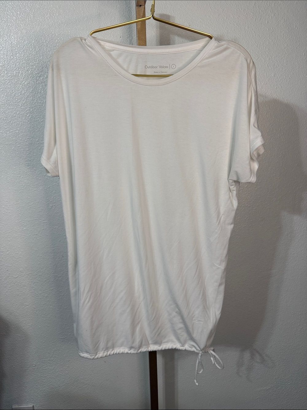 Outdoor Voices White Short Sleeve Drawstring Hem Tee- Small
